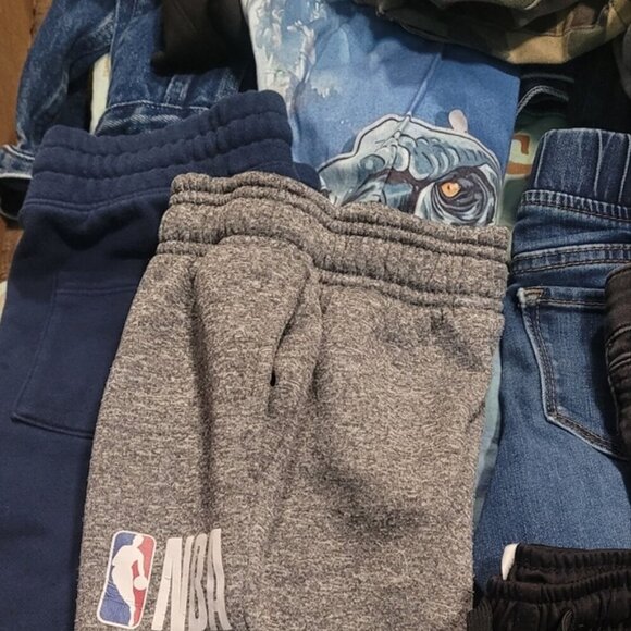 Assorted (BOYS) Clothing Bundle - Picture 2 of 15